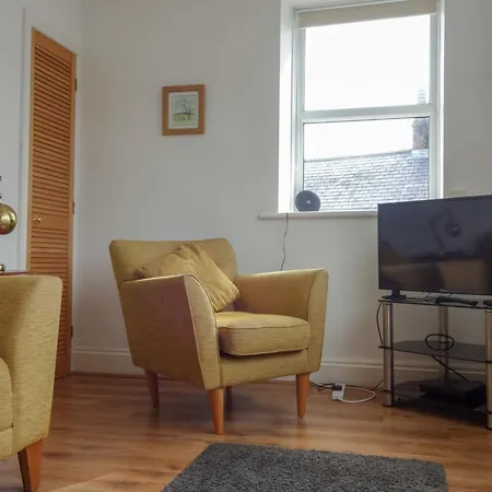 Emilys Apartment, With Fell Views, Ideal Budget For A Family