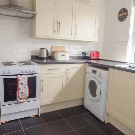 Emilys Apartment, With Fell Views, Ideal Budget For A Family *